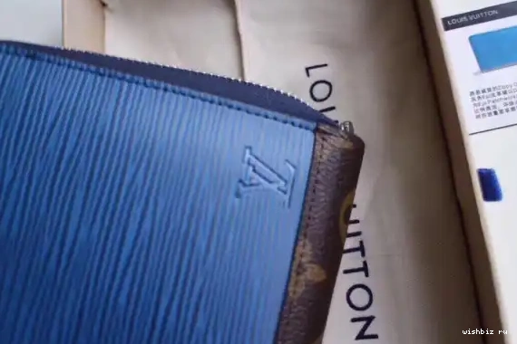 WIS Wallet Louis Vuitton Zippy 0531